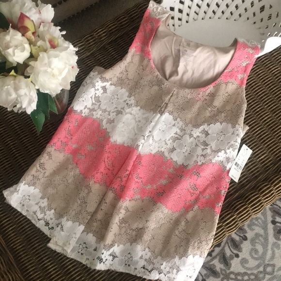 New York & Company Tops - 🍃🌷NWT: New York & Company Lace Top🌷🍃